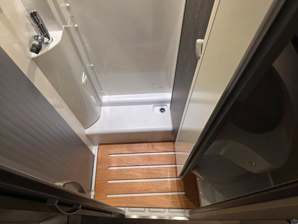 CAMPER HYMER EXSIS-T 474