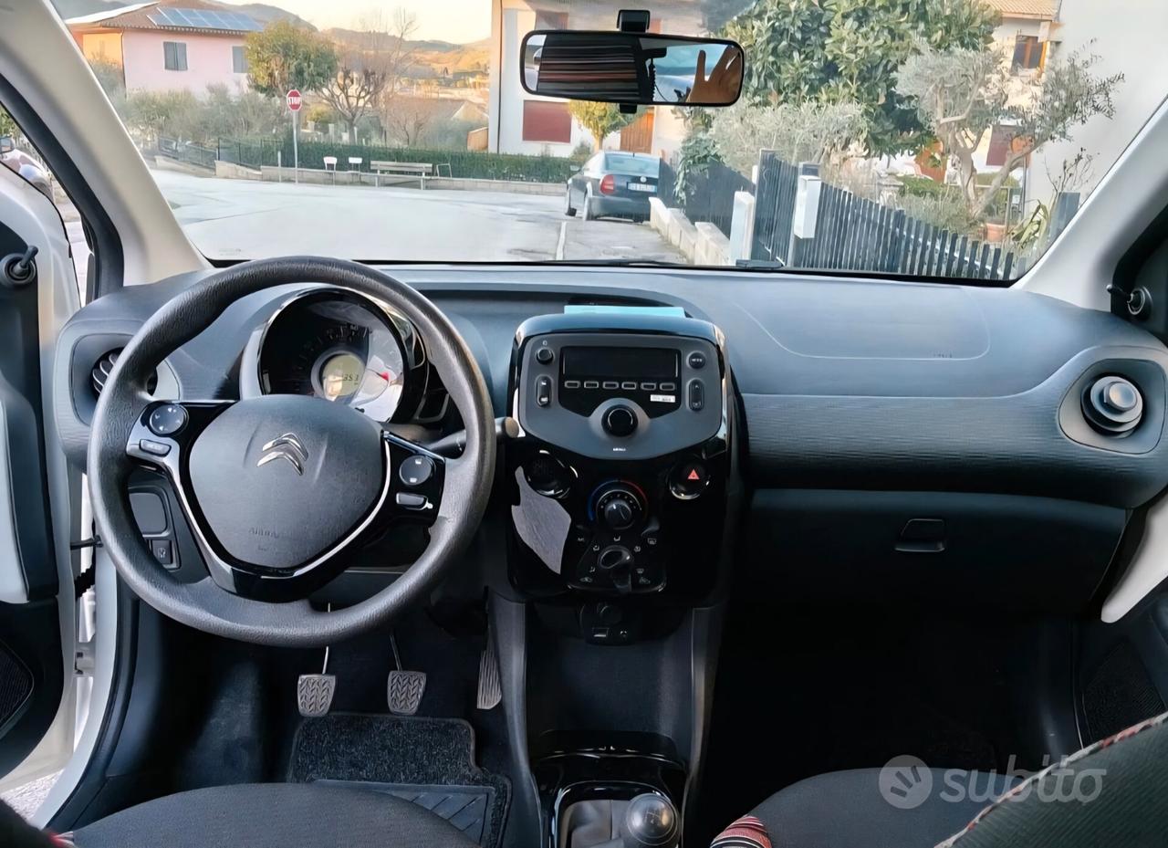 Citroen C1 VTi 72 ETG 5 porte Shine