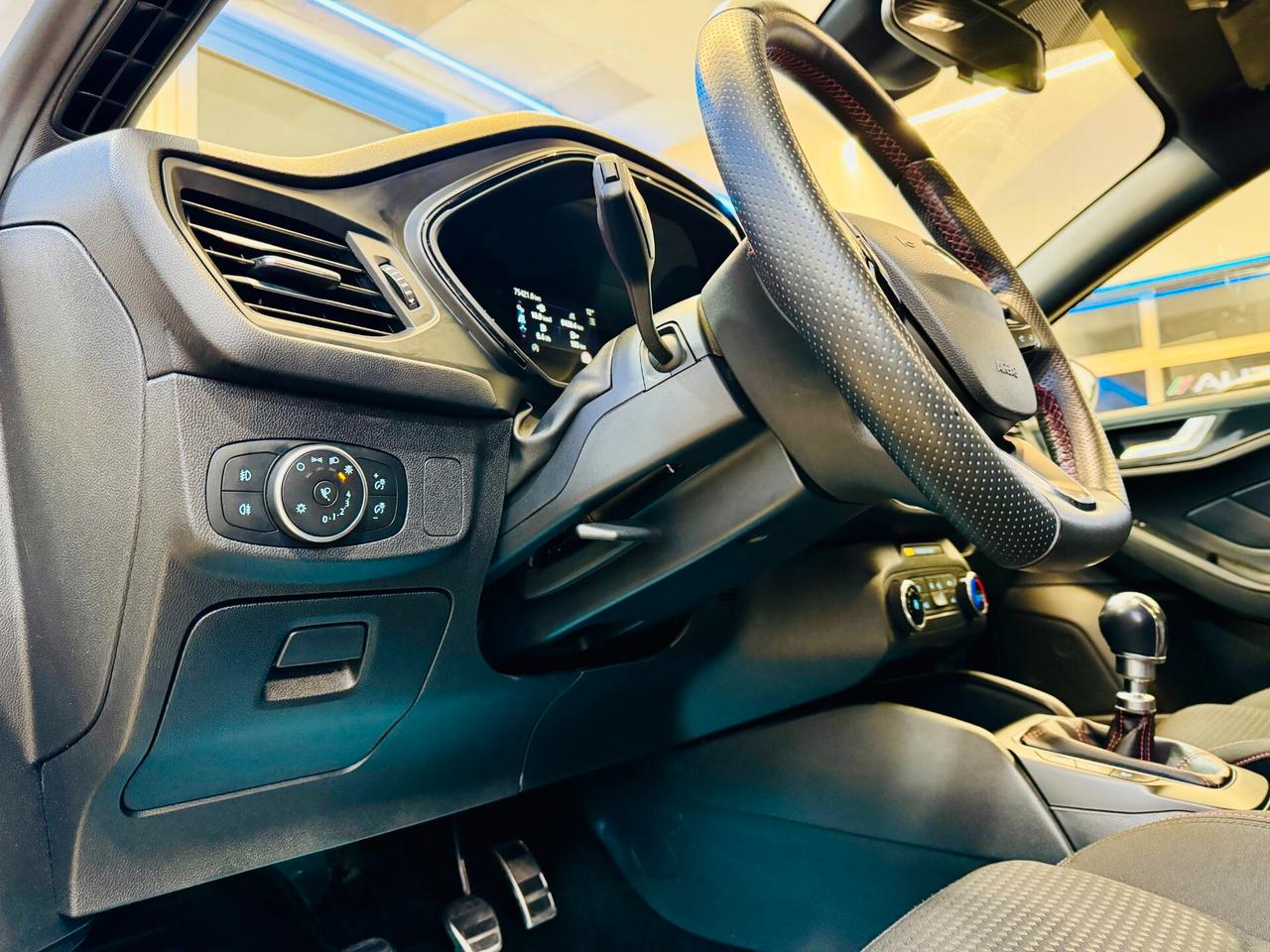 Ford Focus ST-Line 1.5 da 120 CV Navi/Touch/R.Camera