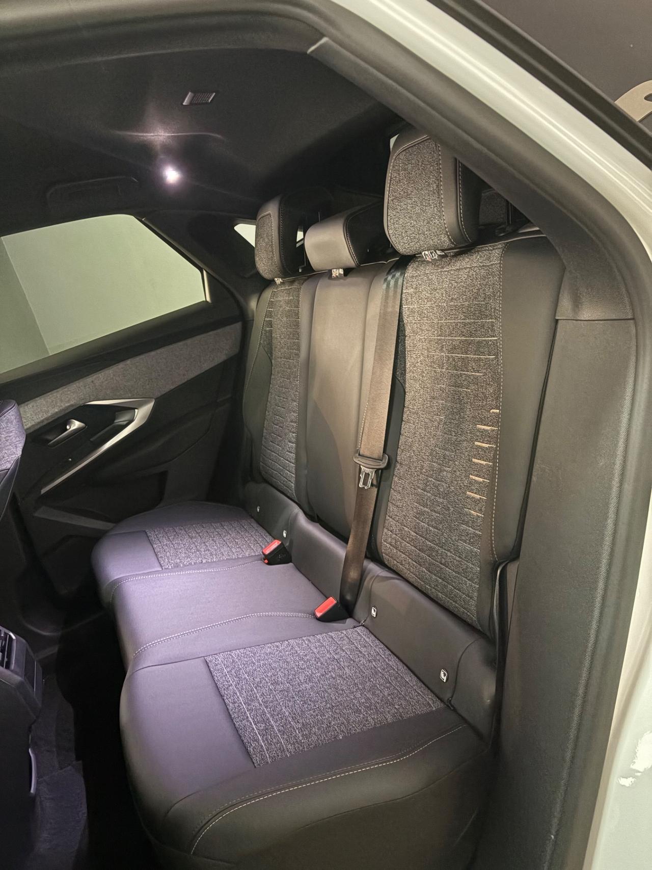 Peugeot 3008 Hybrid 145 e-DCS6 Allure