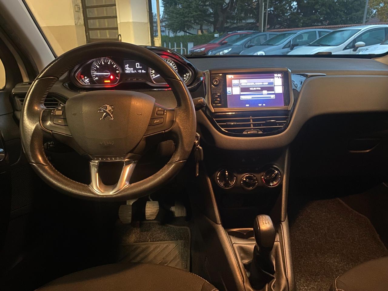 Peugeot 208 PureTech 82 5 porte Allure