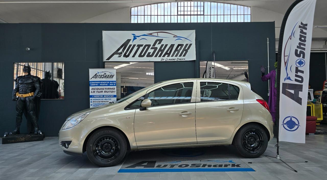 OPEL CORSA 1.2 BENZINA 80CV XNEOPATENTATI