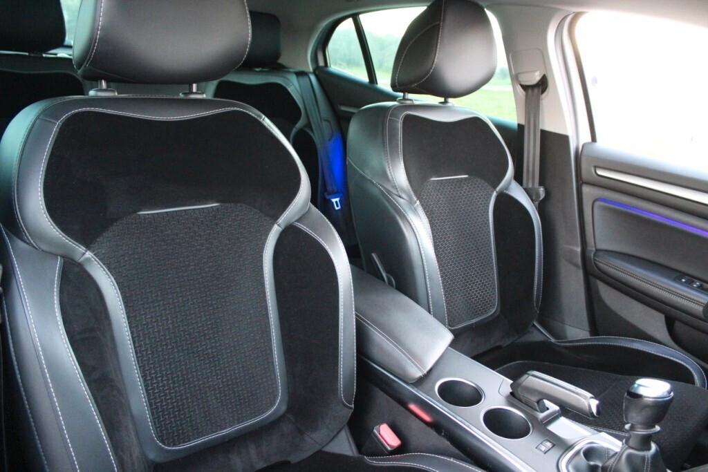 RENAULT MEGANE berlina 1.5 dCi *Luci Ambiente