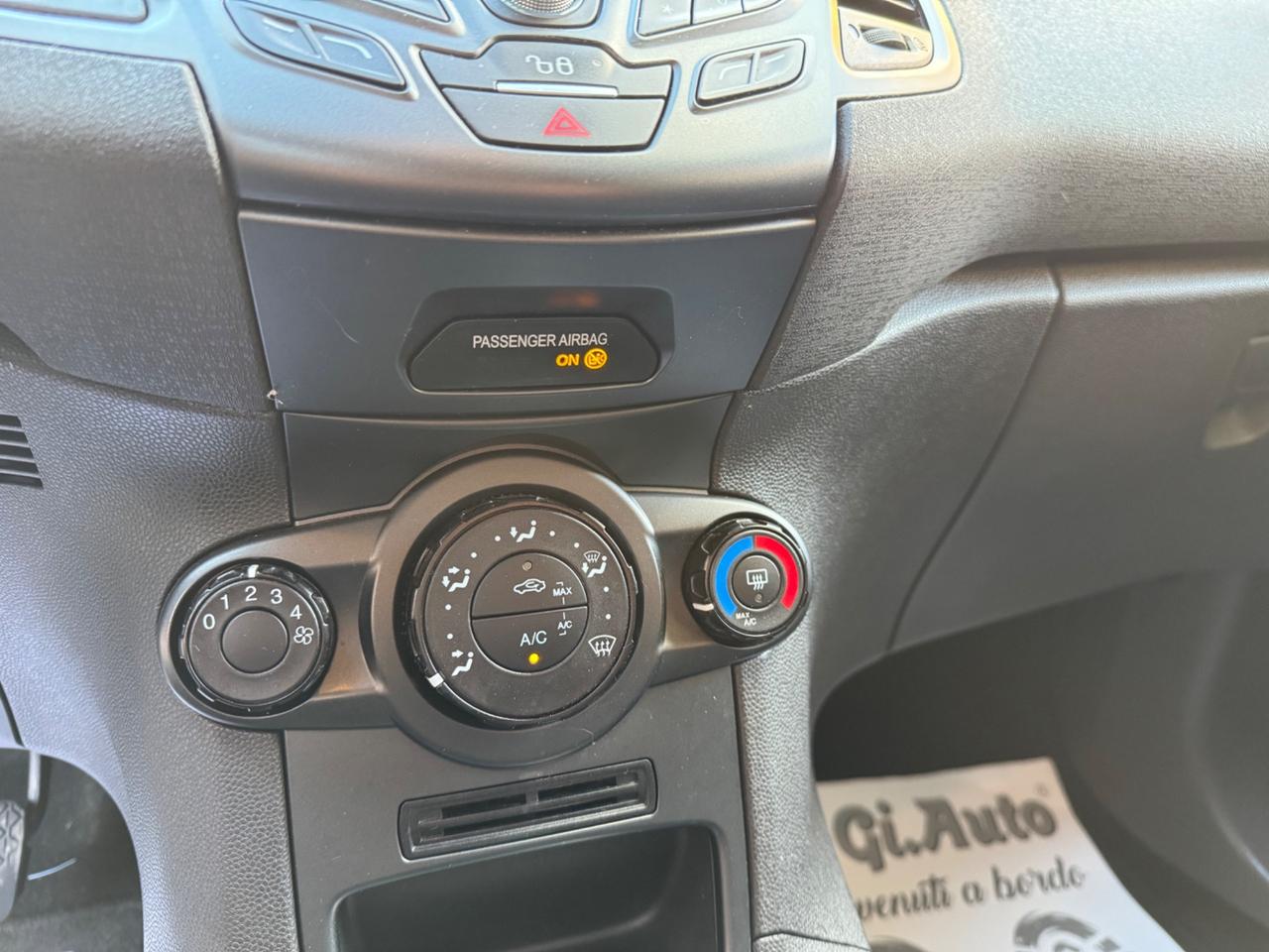 Ford Fiesta 1.4 5 porte GPL Business