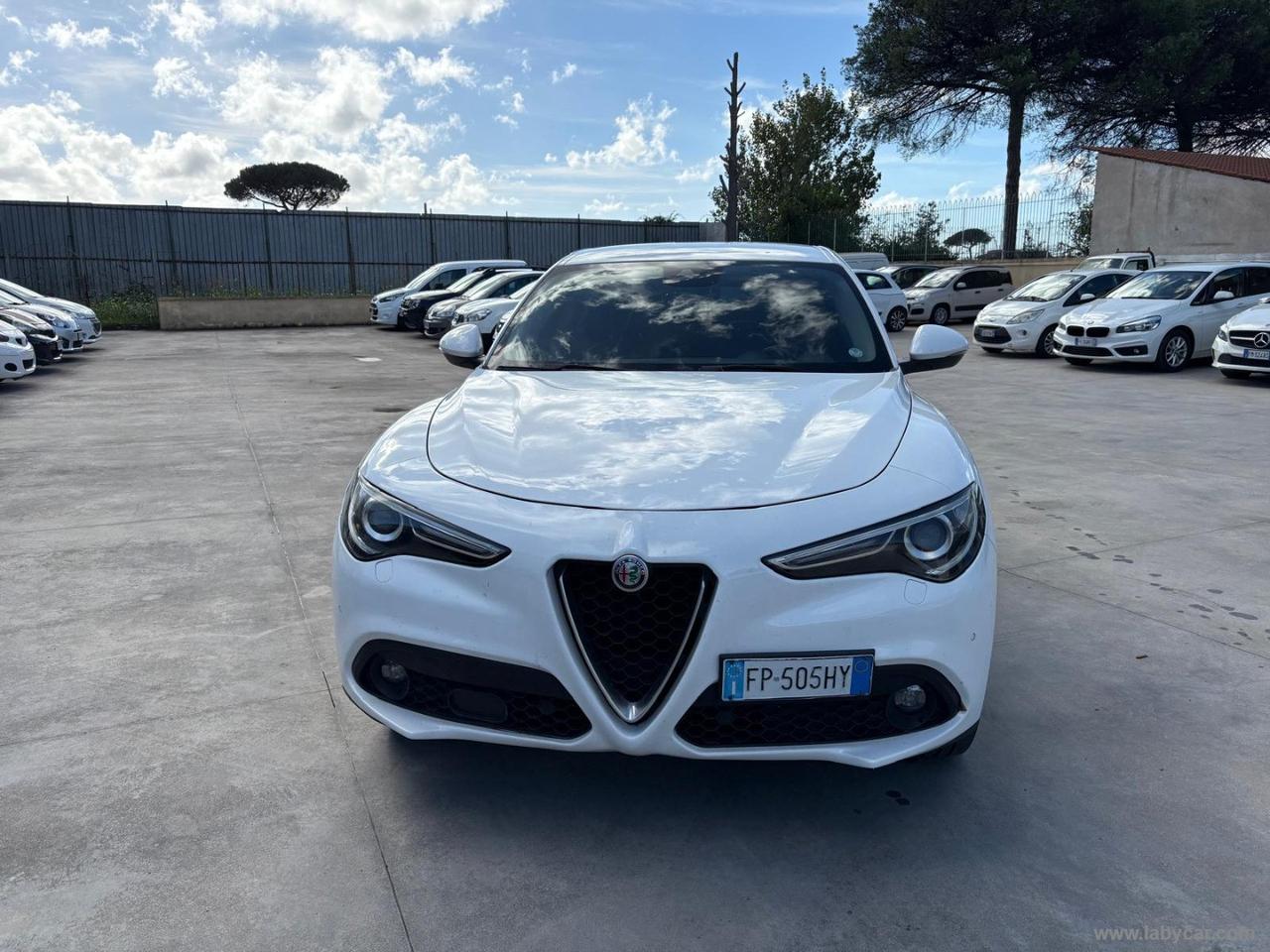 ALFA ROMEO Stelvio 2.2 T.diesel 210 CV AT8 Q4 Exec. X COMMERCIANTI