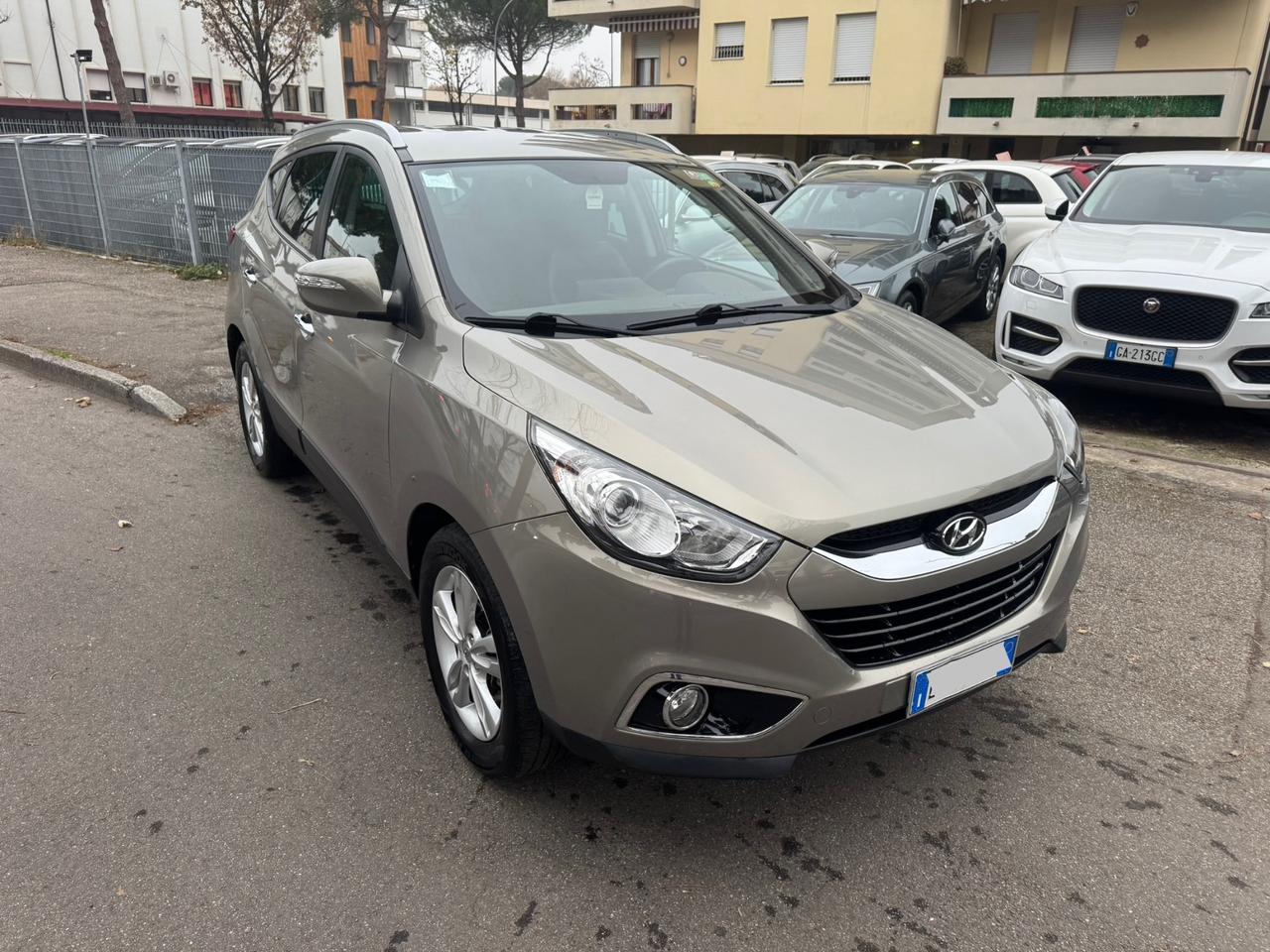 Hyundai iX35 1.7 CRDi 2WD neopaten garanzia 12 mesi
