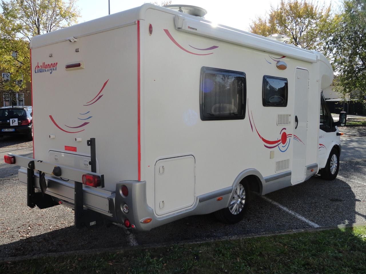 Challenger Genesis 42 Con letto nautico