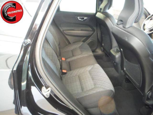 VOLVO XC60 B4 (d) automatico Core