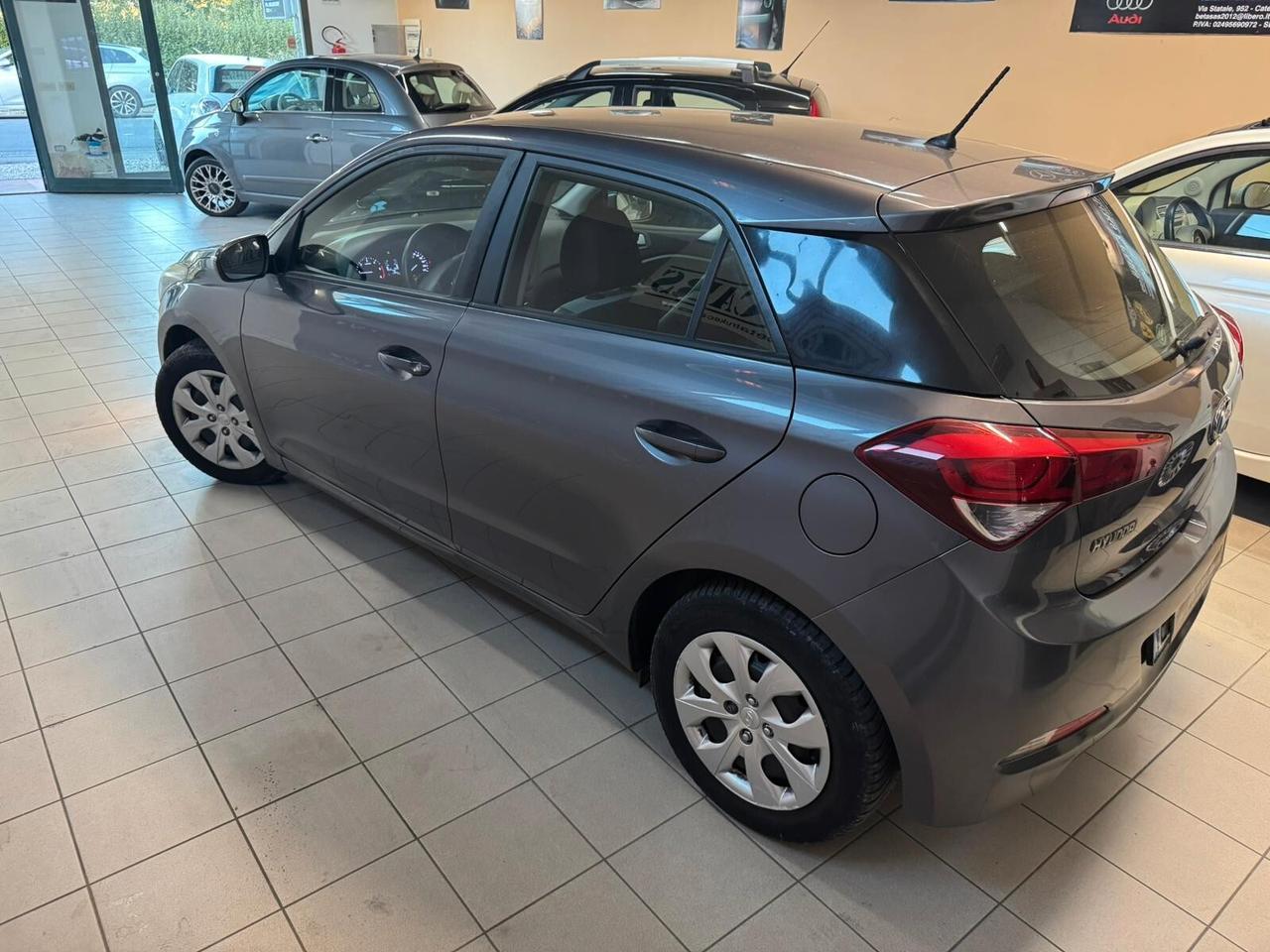 Hyundai i20 1.1 CRDi 12V 5 porte Comfort
