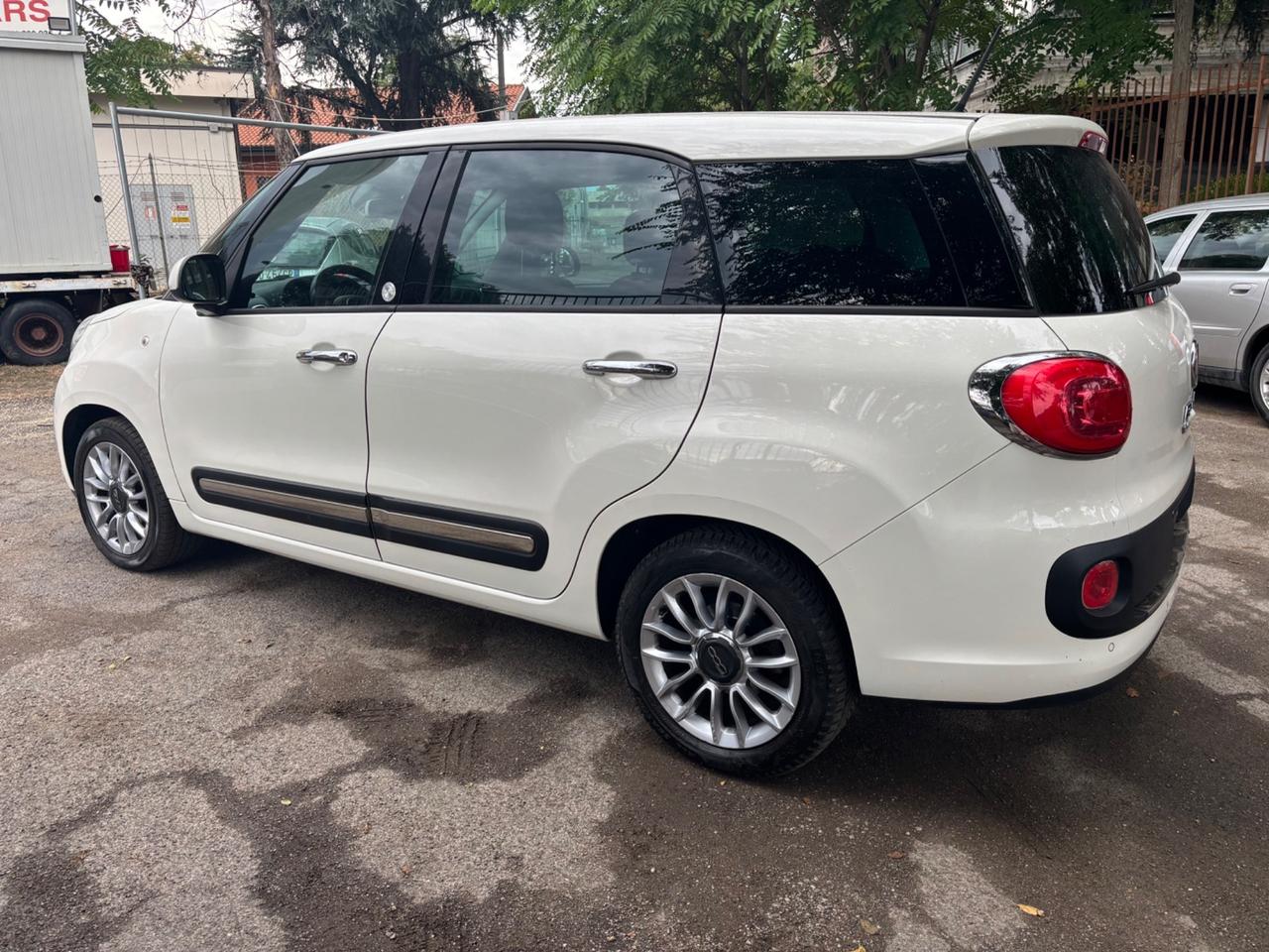Fiat 500L Living 1.6 Multijet 120 CV Lounge