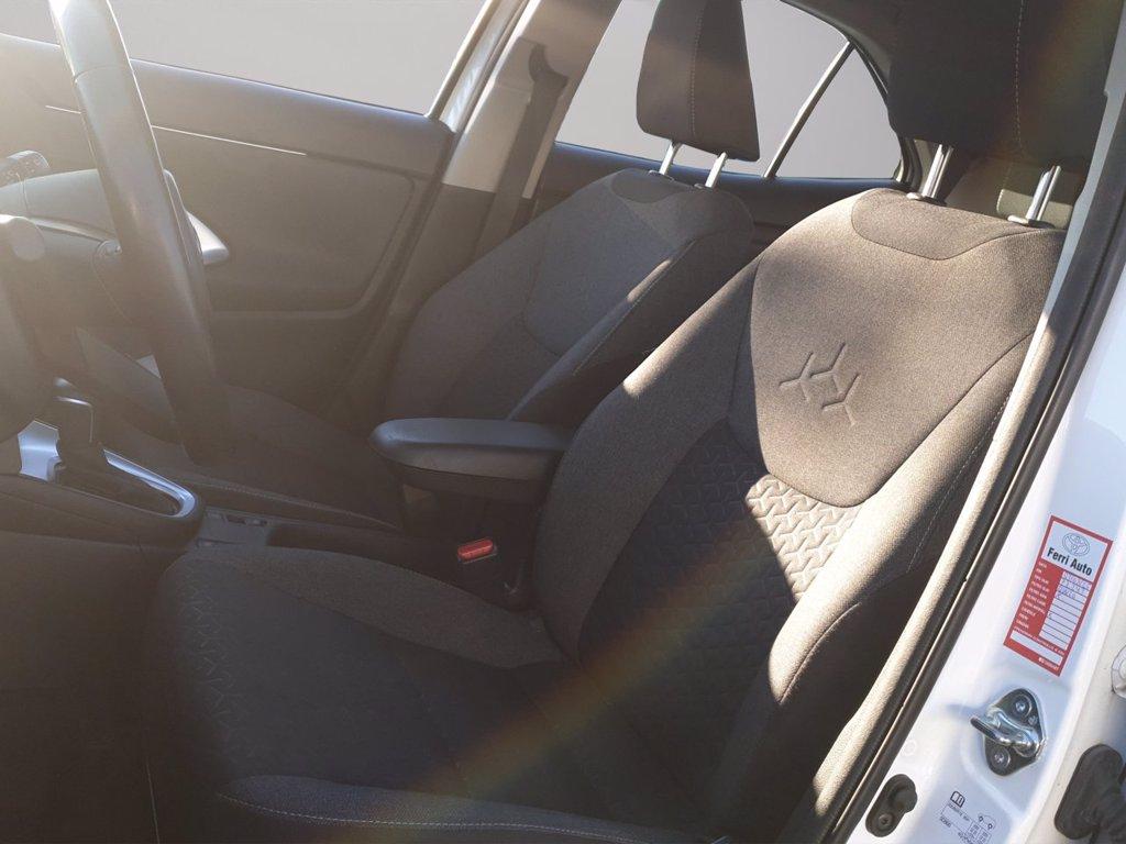 TOYOTA Yaris cross 1.5h active fwd 116cv e-cvt del 2022