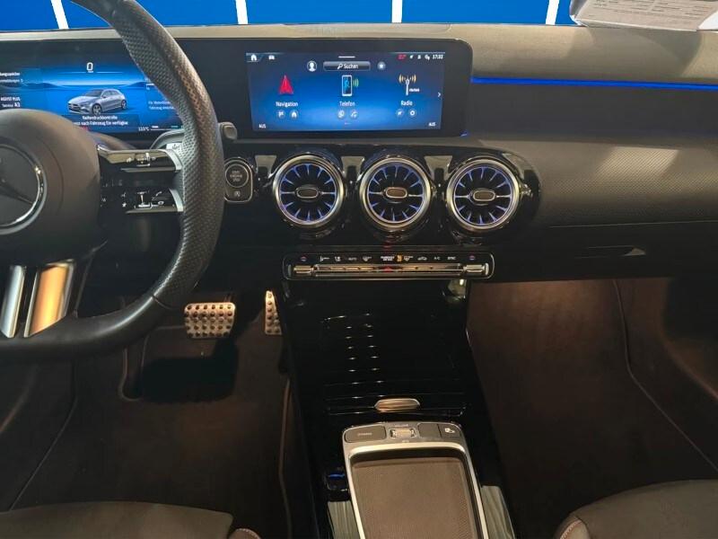 MERCEDES Classe A (W177) A 200 Automatic AM...