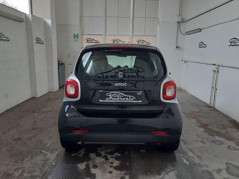 smart fortwo fortwo 70 1.0 Passion 120,00 AL MESE