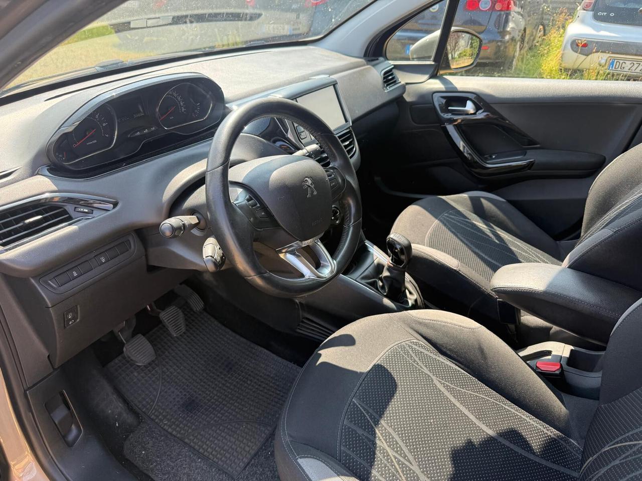 Peugeot 208 5 porte Active