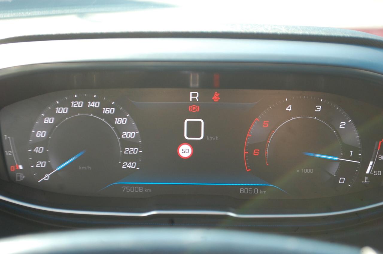 Peugeot 3008 1.5 bluehdi 131CV Allure Pack S&S EAT8 Uff Italy