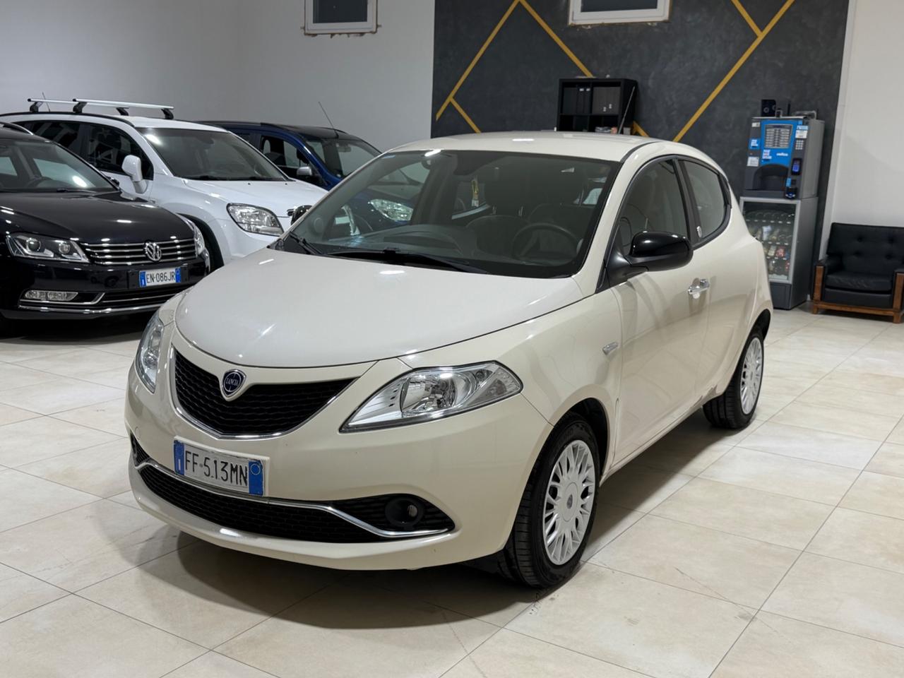 Lancia Ypsilon 1.2 69 CV 5 porte GPL Ecochic Gold
