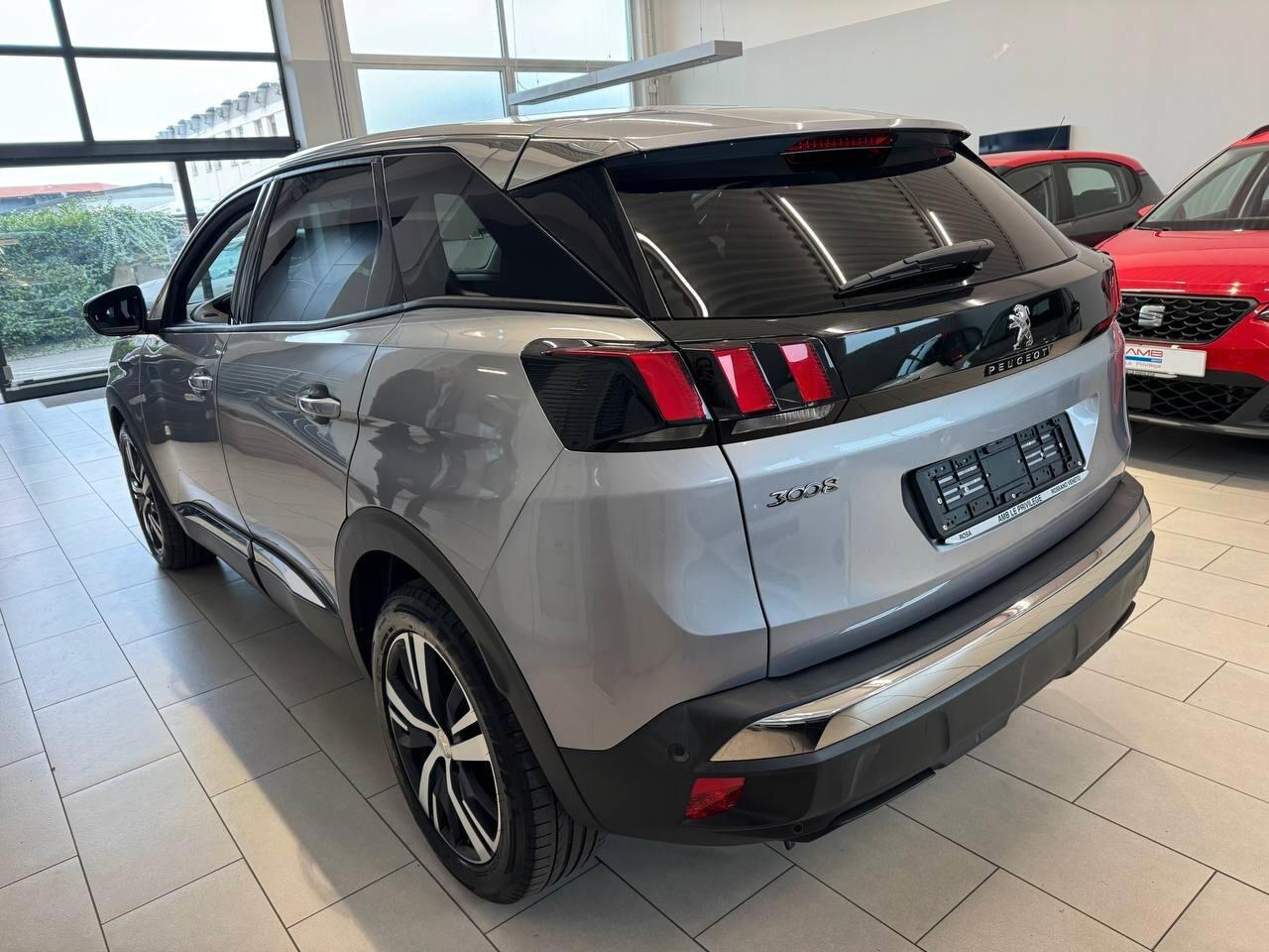 Peugeot 3008 PureTech Turbo 130 S&S EAT8 Allure