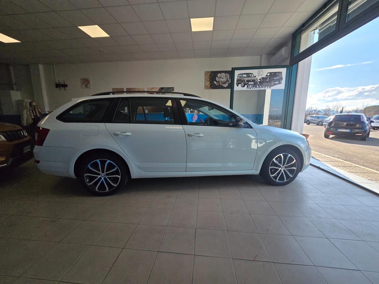 Skoda Octavia 1.4 TSI DSG Wagon Ambition G-Tec