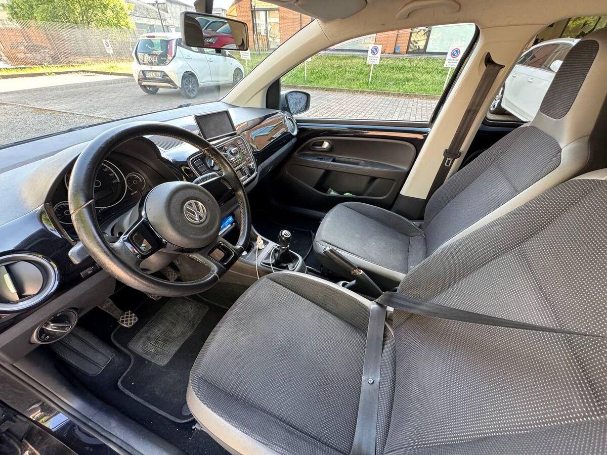Volkswagen up! 1.0 Move up! 75cv 5p asg