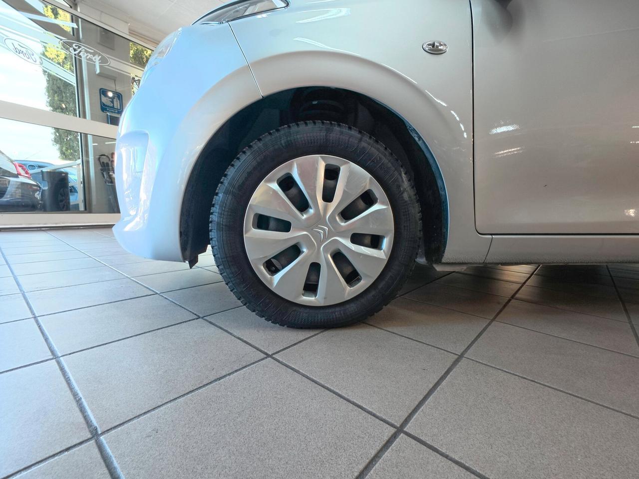 Citroen C1 VTi 72 Feel - ETG 5 porte AUTOMATICA