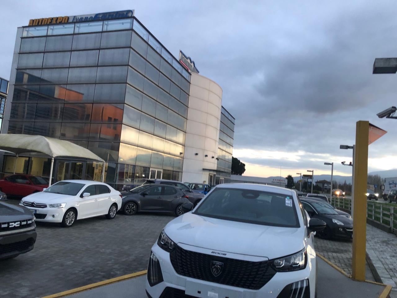 Peugeot 2008 PureTech 100 S&S Style