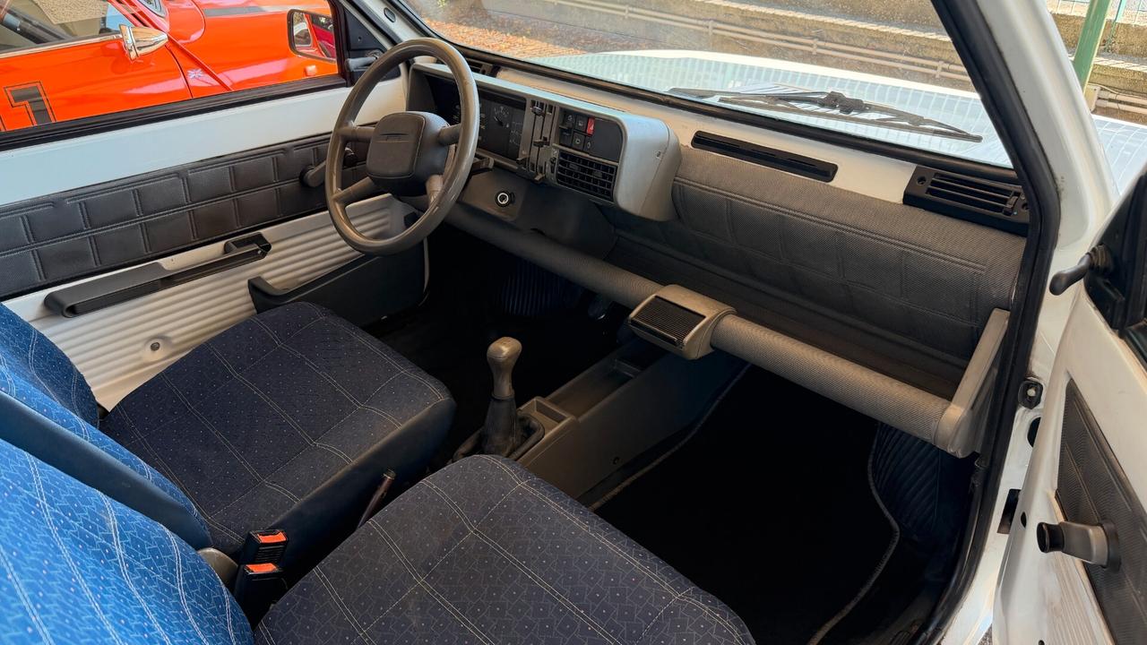 Fiat Panda 900 i.e. cat Young