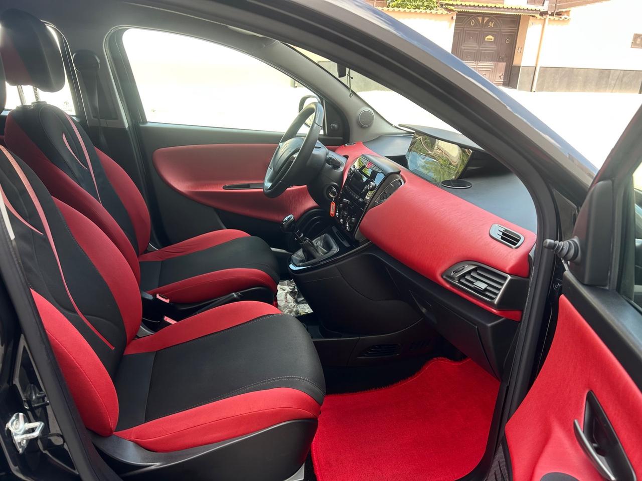 Lancia Ypsilon 1.3 MJT 16V 95 CV 5 porte S&S Platinum