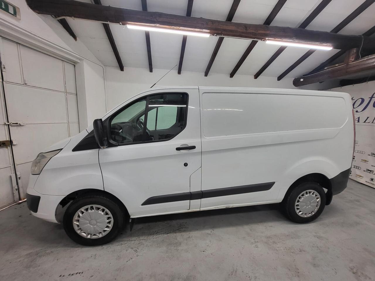 Ford transit custom 2.2 TDI 125cv anno 2014