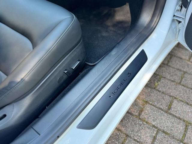 Tesla Model 3 Standard rwd Plus