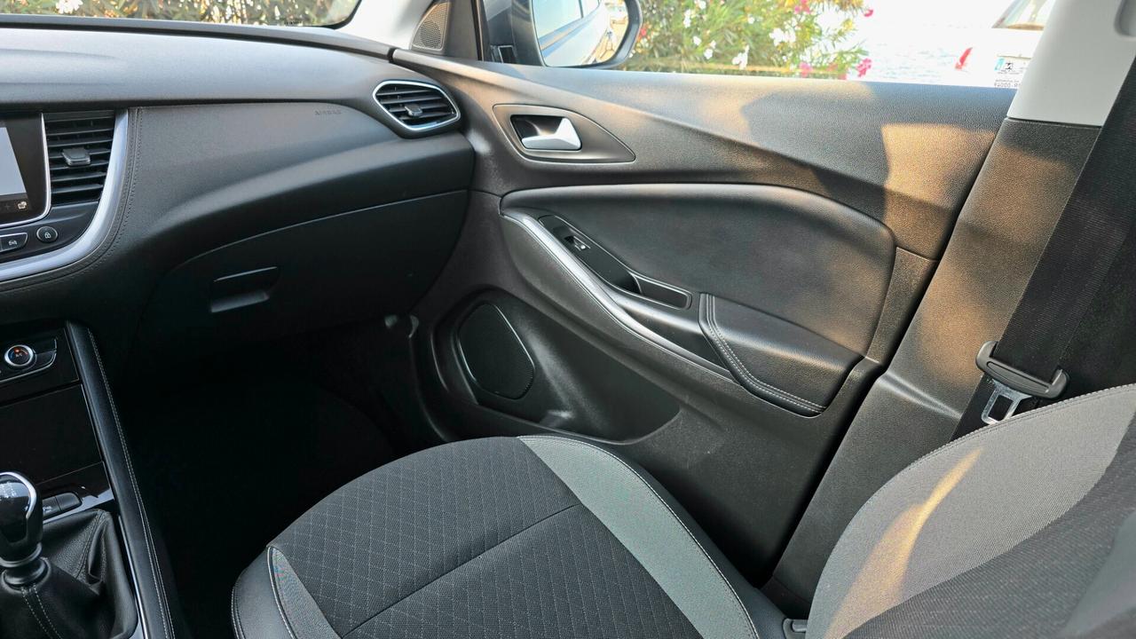 Opel Grandland X 1.5 diesel Ecotec Start&Stop Business