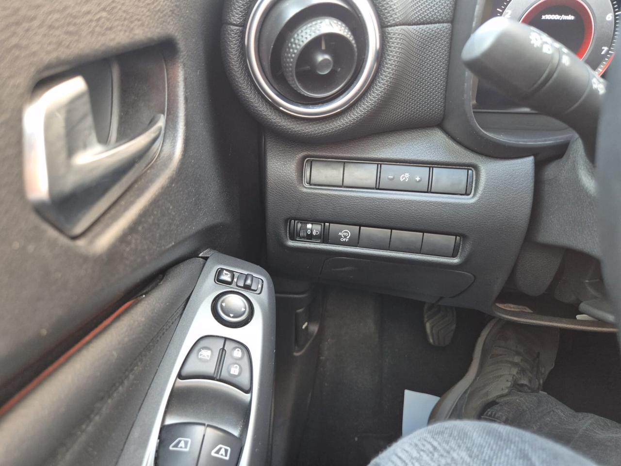 Nissan Juke 1.0 DIG-T 114 CV N-Connecta GARANZIA NISSAN