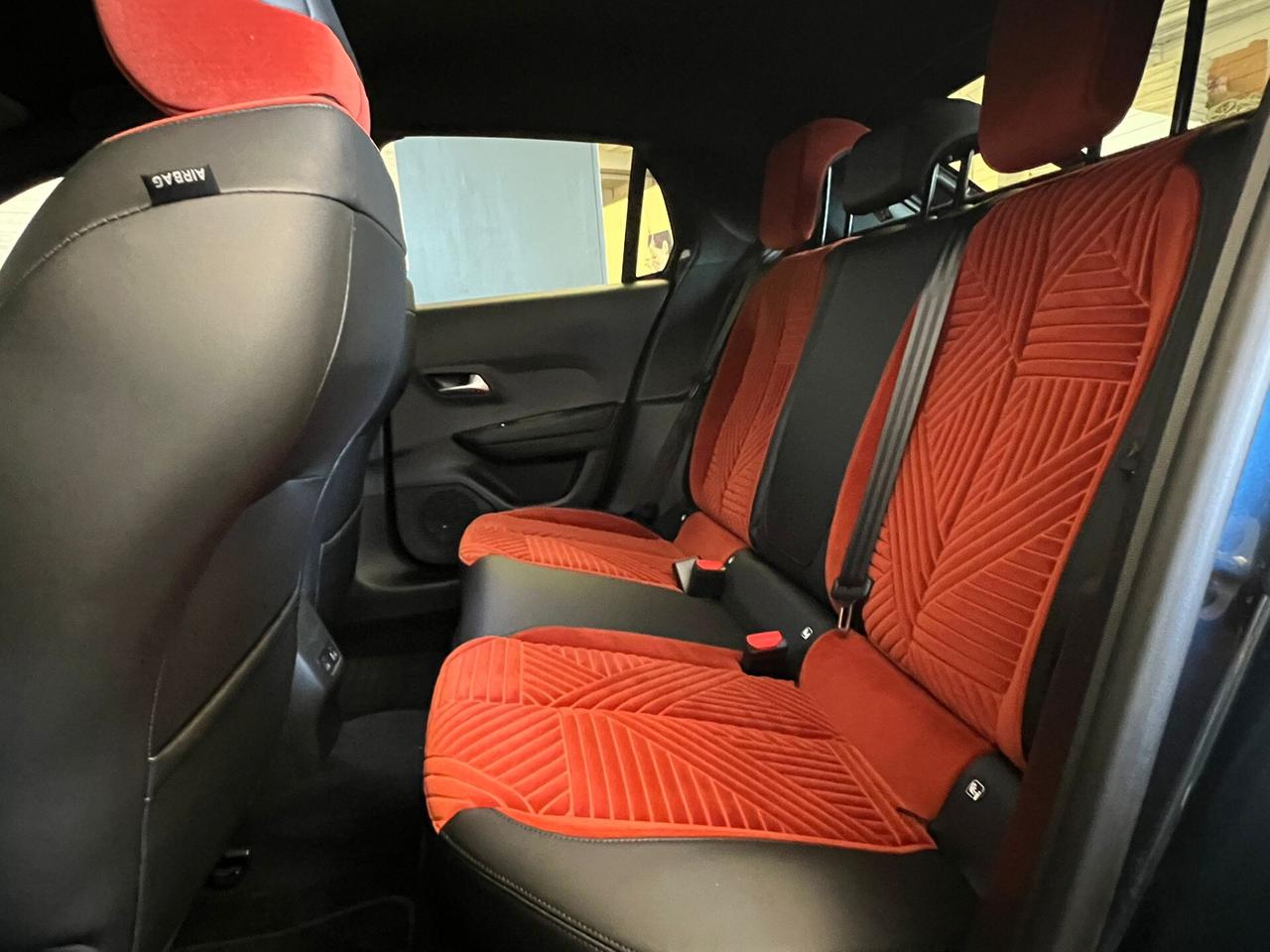 Lancia Ypsilon LX 156CV ELETTRICA AUTONOM 400KM*