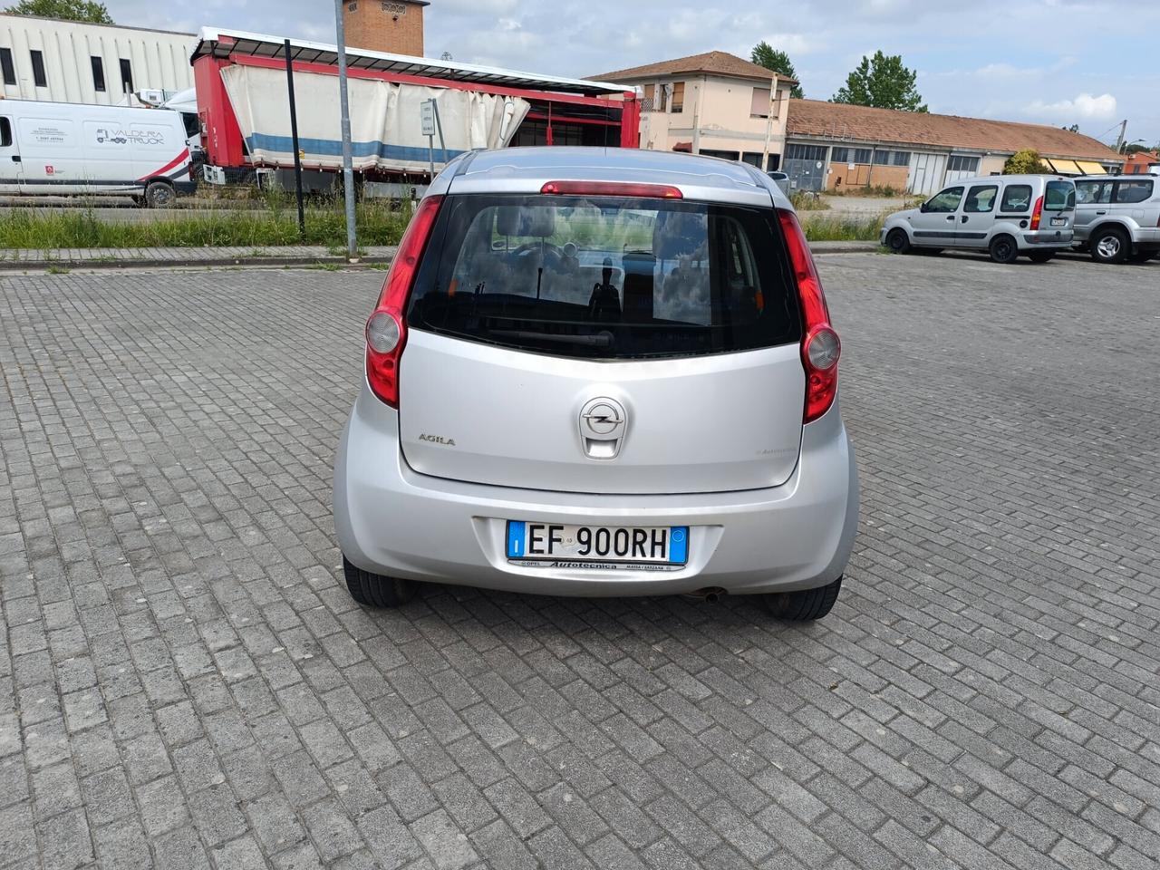 Opel Agila 1.2 DEL 2011 SOLAMENTE 120.000 KM