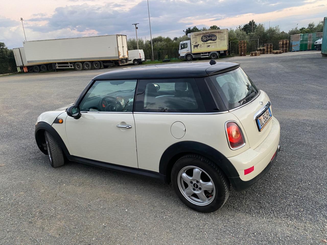 Mini Mini 1.4 16V One