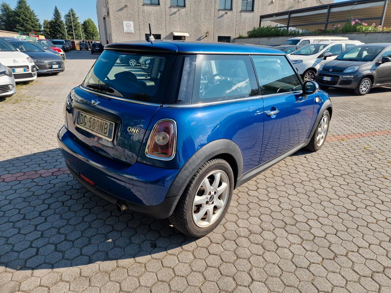 Mini 1.4 benzinq 95cv 2007 neopatentati