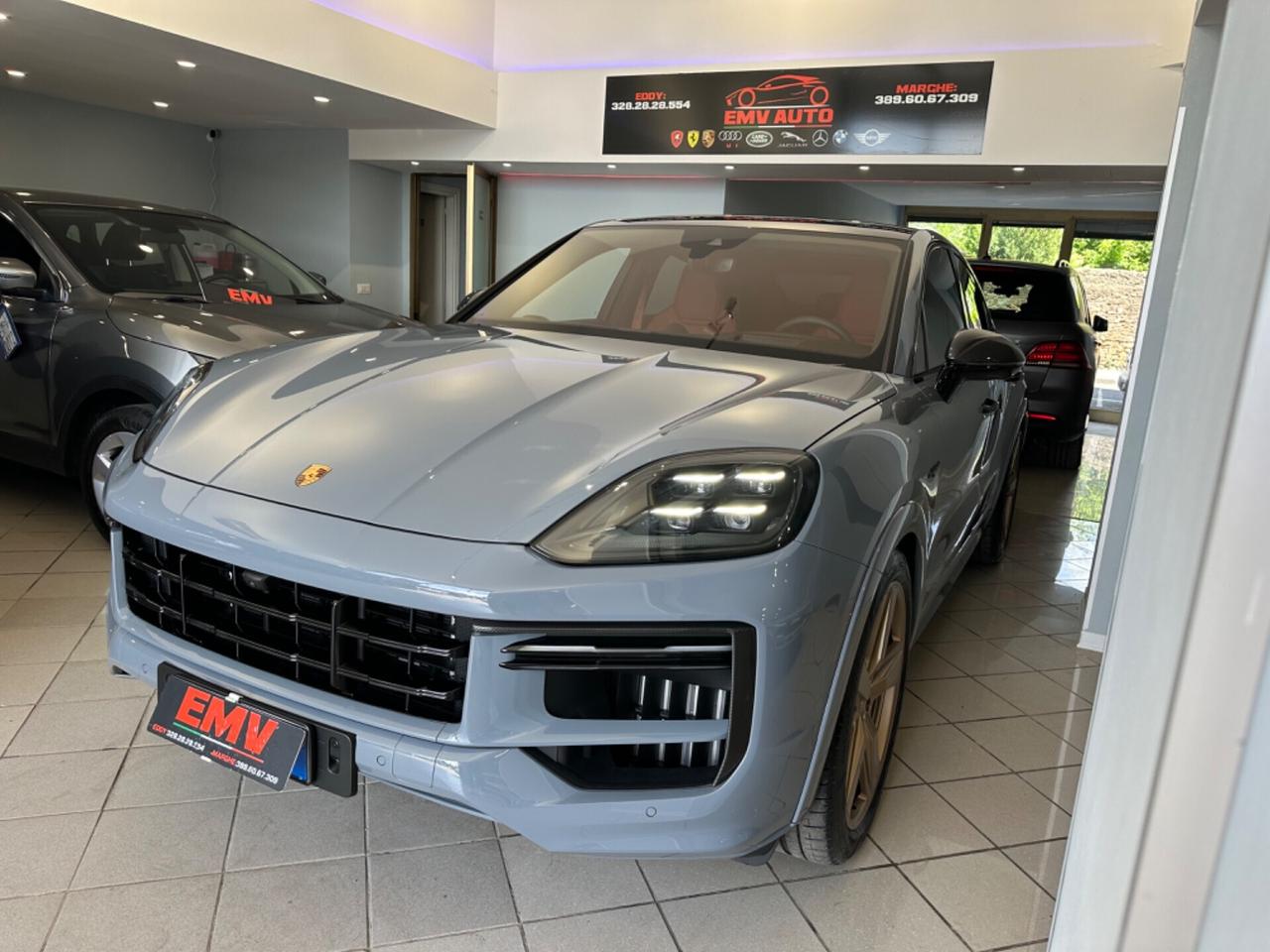 Porsche Cayenne 4.0 V8 Turbo E-Hybrid turbo 740cv