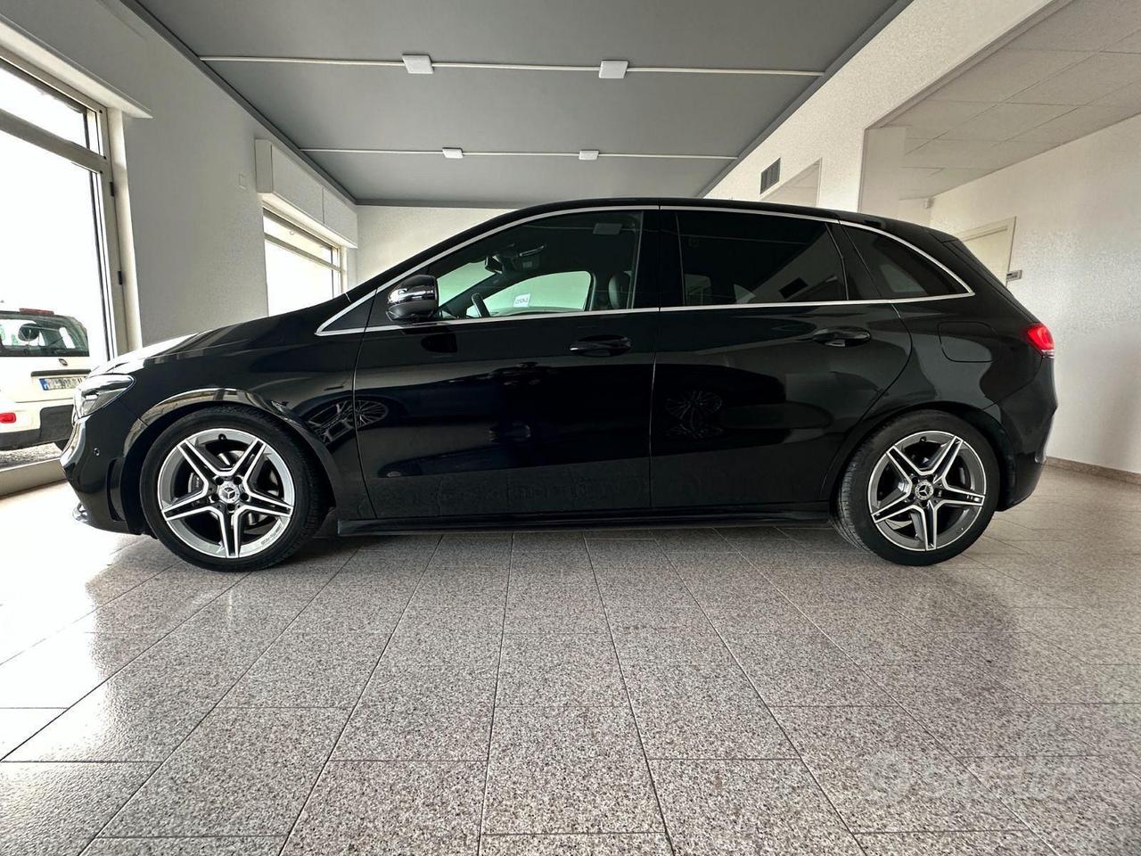 Mercedes-Benz B 180d Premium AMG - 114.000km