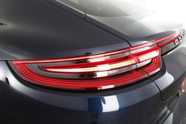 PORSCHE Panamera Panamera 4