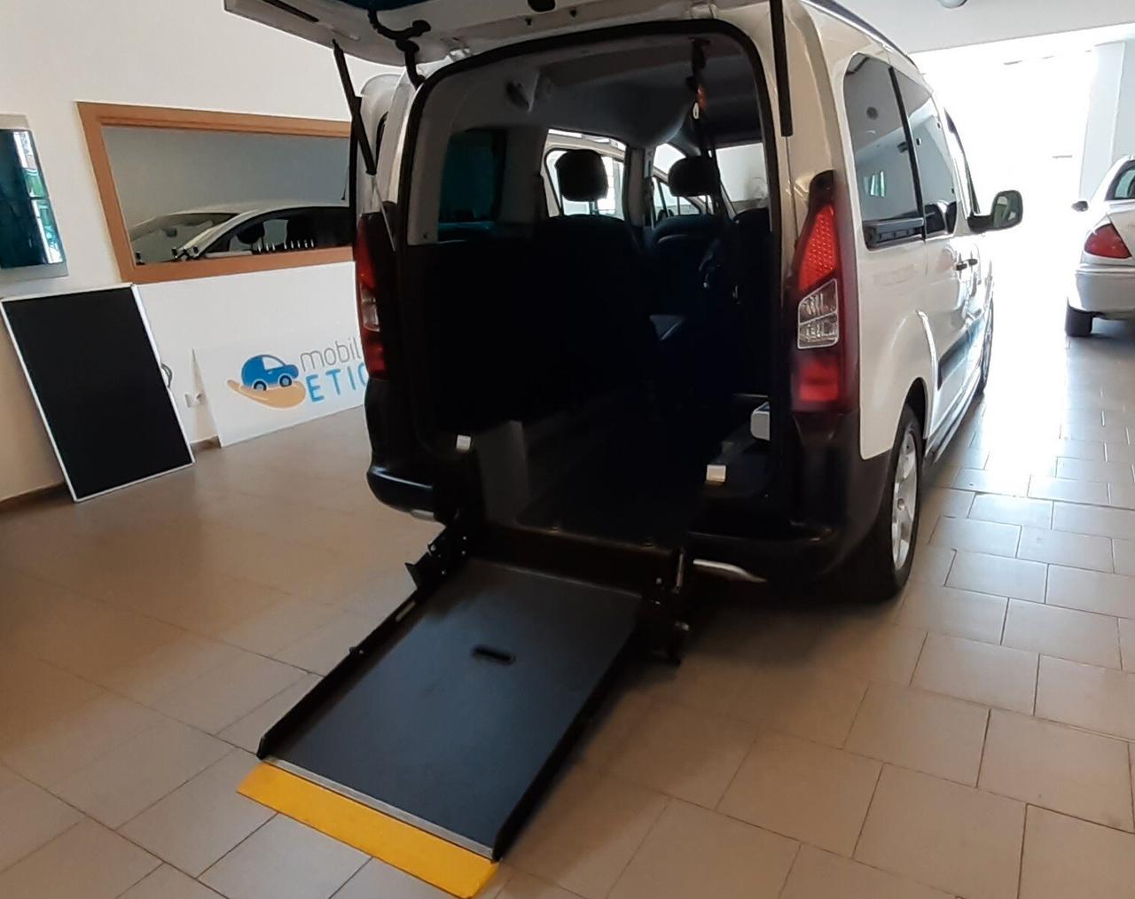 Peugeot Partner trasporto disabili pianale ribassato