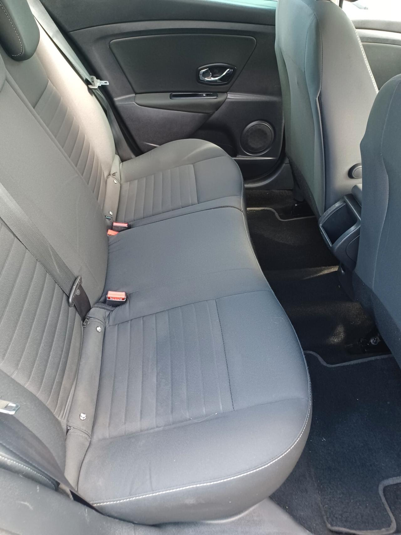 Renault Mégane 1.5 dCi SporTour Limited 2016