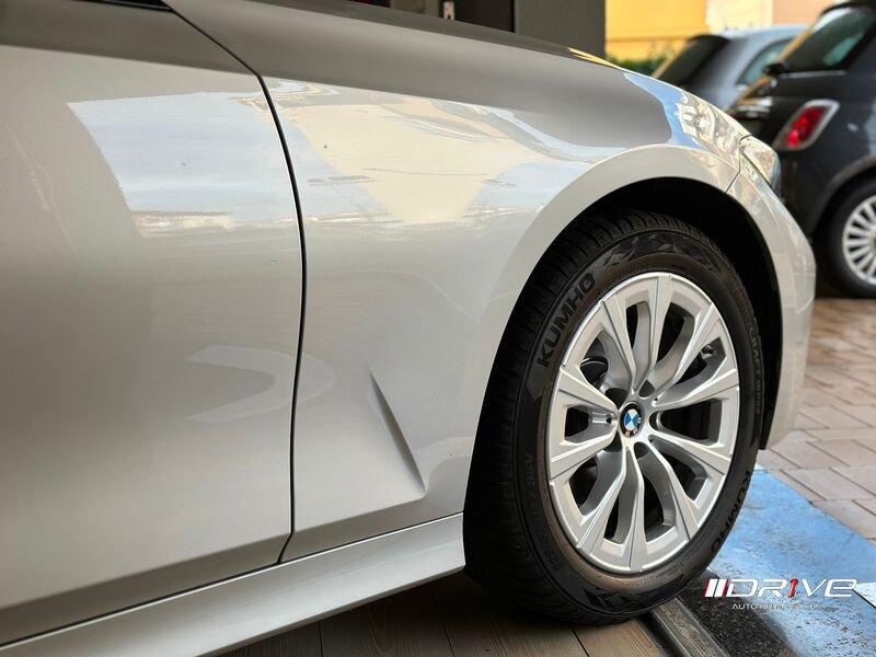 BMW Serie 3 320d xDrive Touring Business Advantage