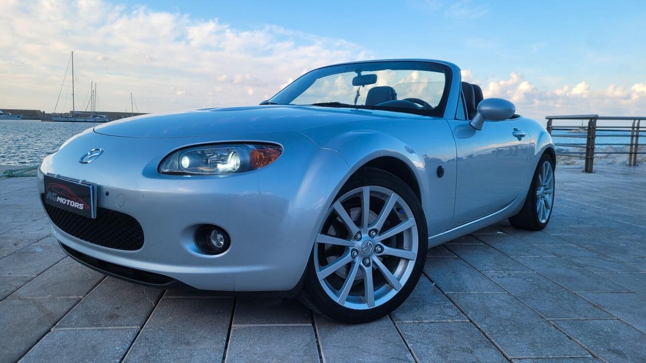 - Mazda MX-5 NC1 2.0 -