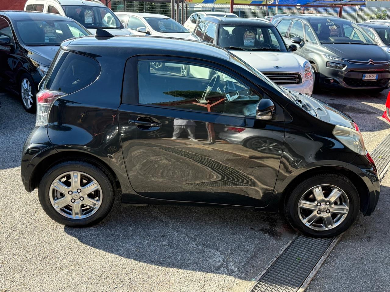 Toyota iQ 1.0/rate/permute/garanzia