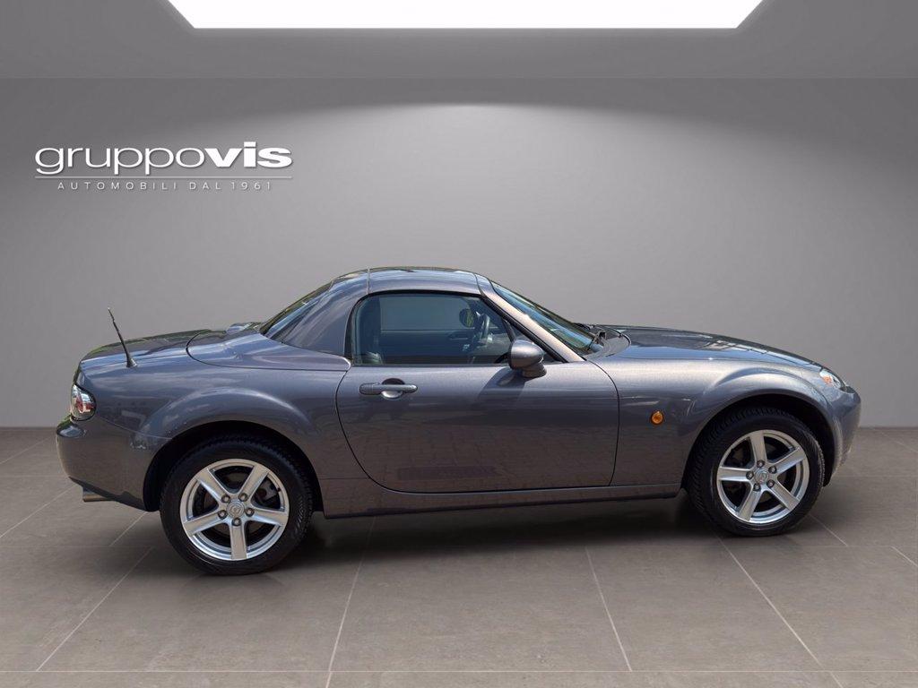 MAZDA MX-5 Roadster Coupe Fire del 2011