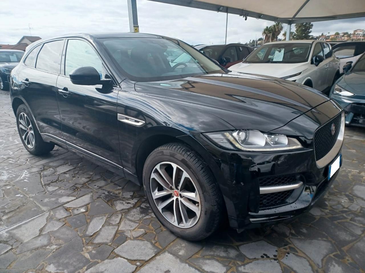 Jaguar F-Pace 2.0 D 180 CV AWD Portfolio