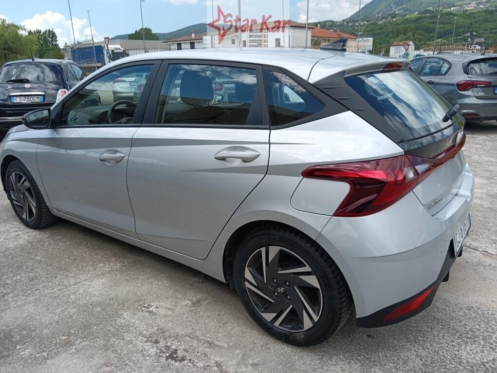 Hyundai i20 1.2 MPI MT GPL Connectline