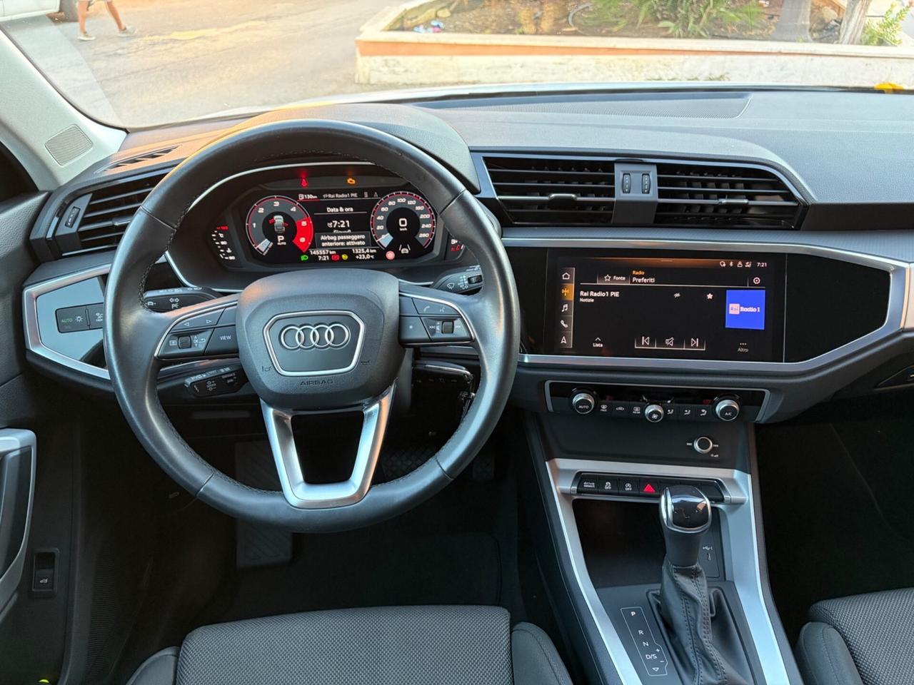 Audi Q3 SPB 35 TDI S tronic line edition unico proprietario!!!