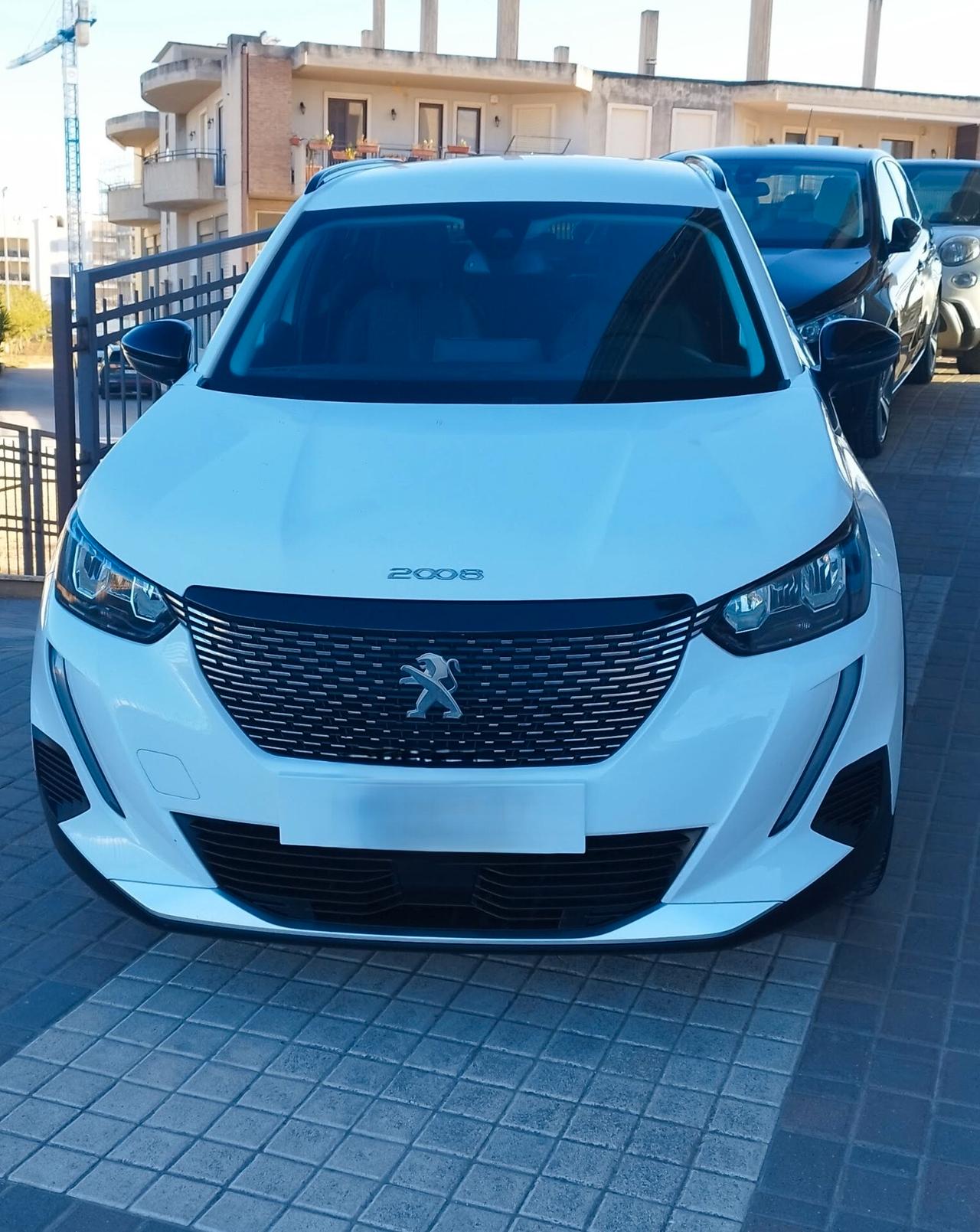 Peugeot 2008 BlueHDi 130 S&S EAT8 Allure Pack