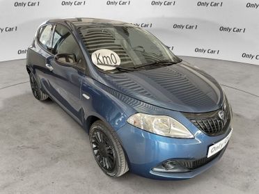 Lancia Ypsilon 1.0 FireFly 5 porte S&S Hybrid Silver