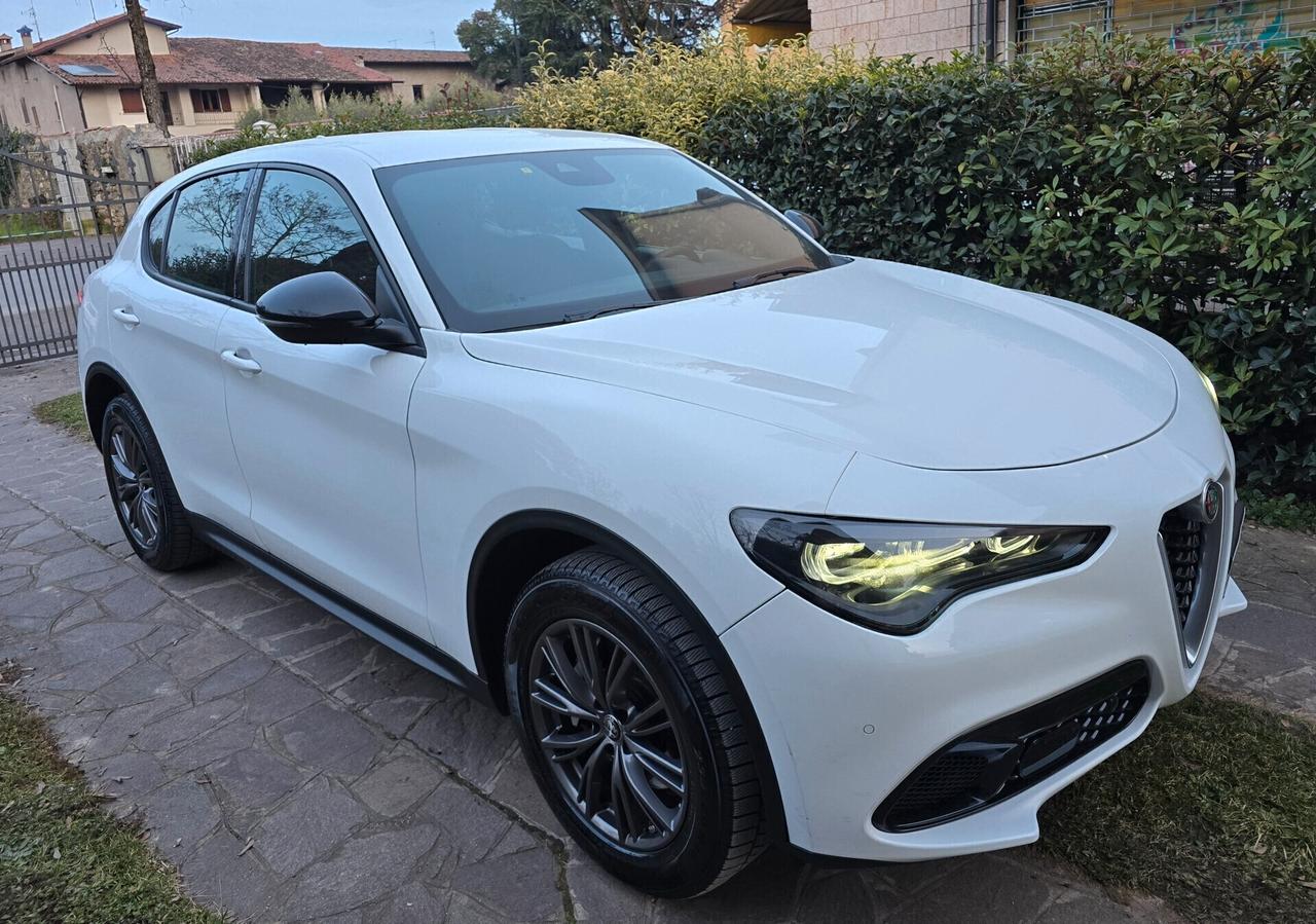 Alfa Romeo Stelvio 2.2 Turbodiesel 210 CV AT8 Q4 Sprint